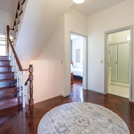 Sallys * Понта-ду-Сол